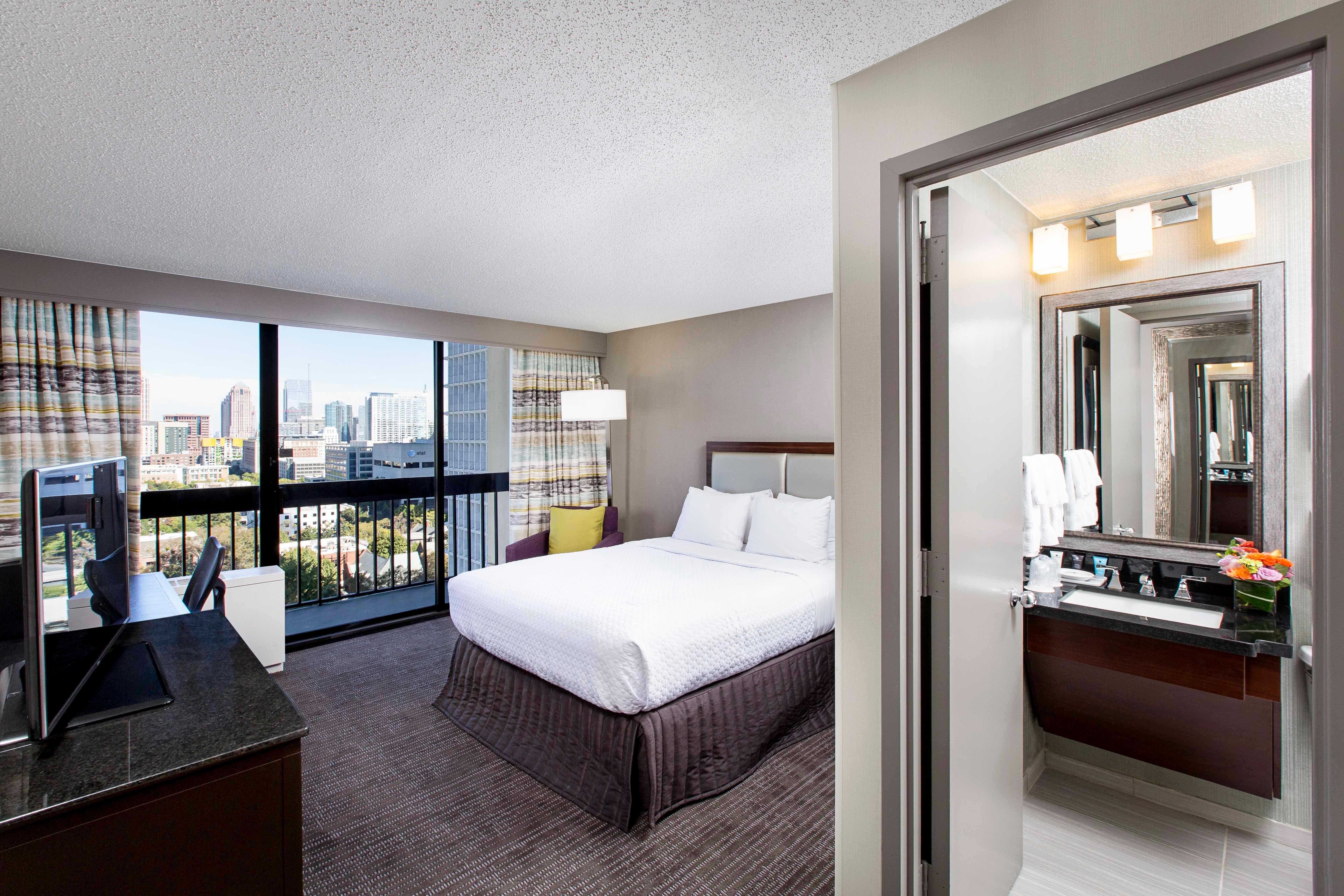 Crowne Plaza Atlanta - Midtown By Ihg Hotell Exteriör bild
